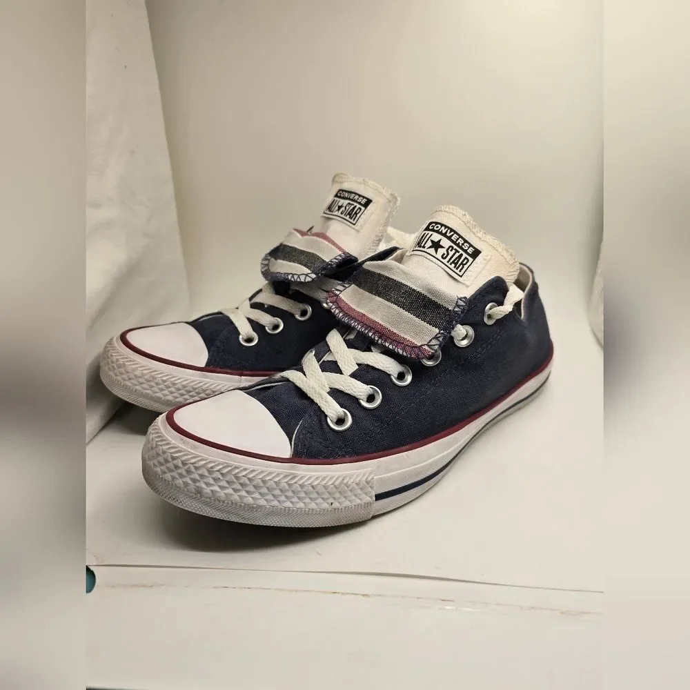 Converse Navy Canvas Women's Athletic Shoes 8 - Picture 2 of 8